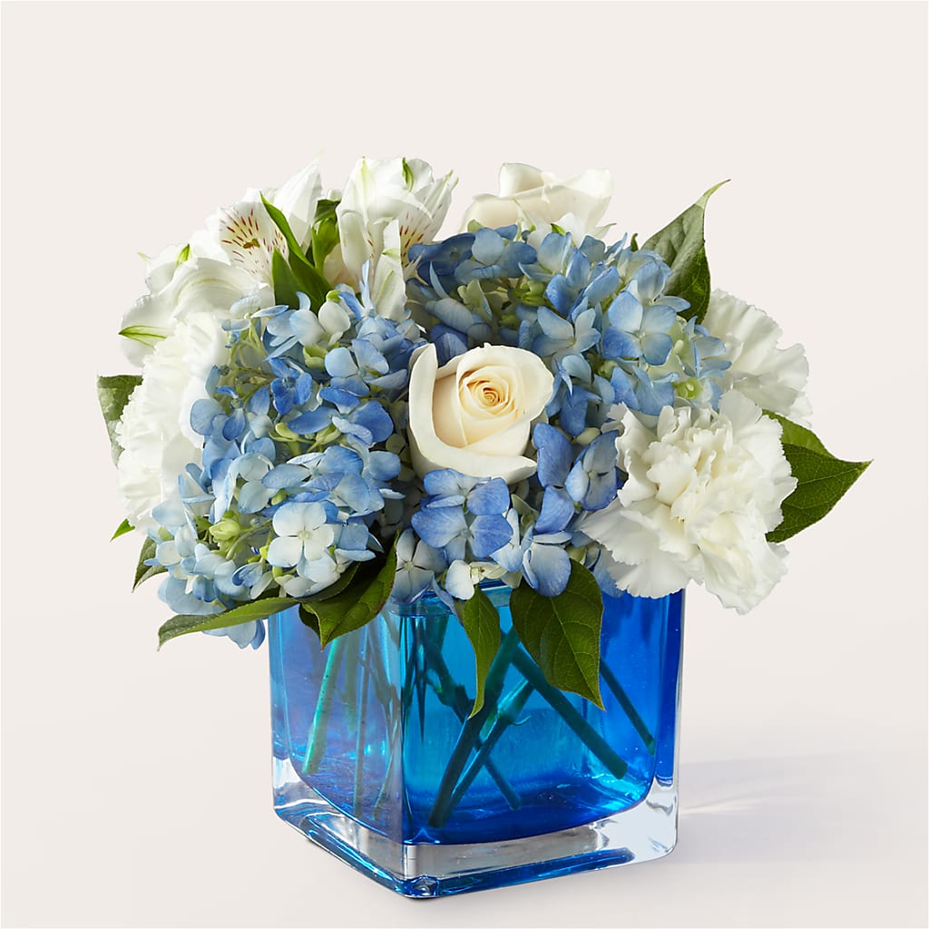 Soothing Waters Bouquet – Flowers Of Naples, Naples FL
