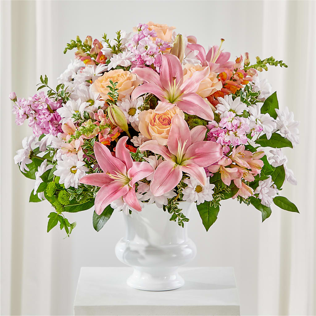 Heartfelt Gesture Urn Arrangement – Flowers Of Naples, Naples FL
