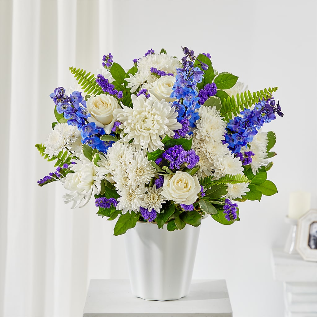 Hold Dear Tabletop Basket – Flowers Of Naples, Naples FL