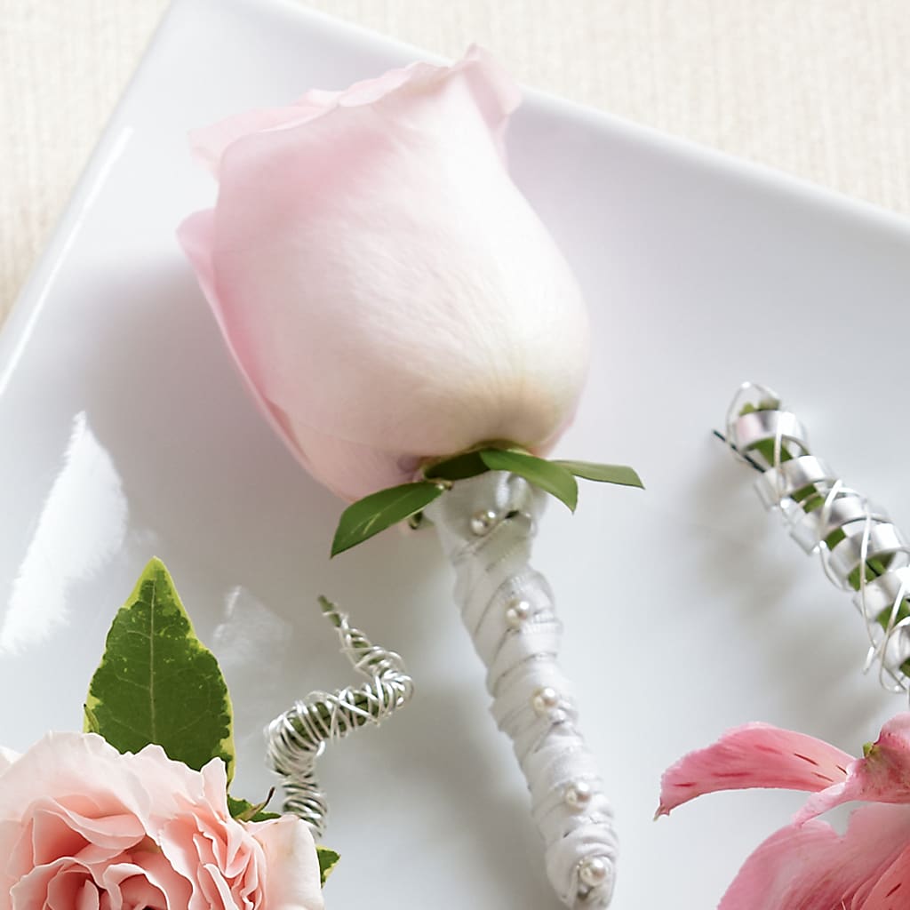 Pink Rose Boutonniere – Flowers Of Naples, Naples FL
