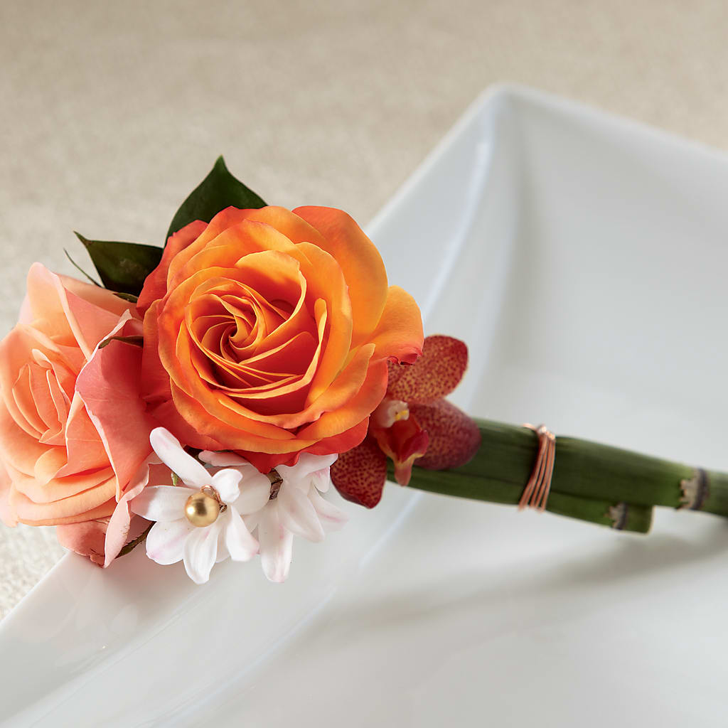 Sunset Dream Boutonniere – Flowers Of Naples, Naples FL