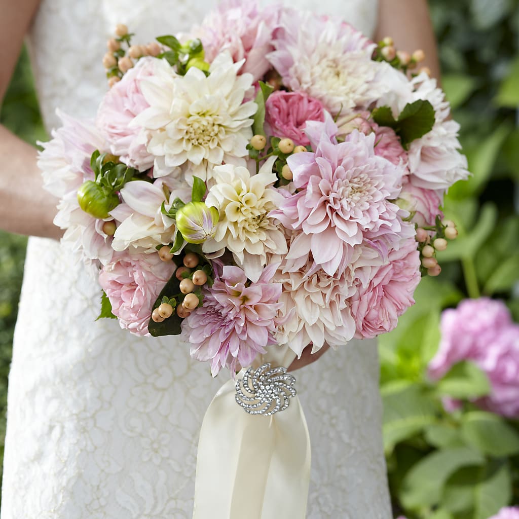 Heart's Promise Bouquet – Flowers Of Naples, Naples FL