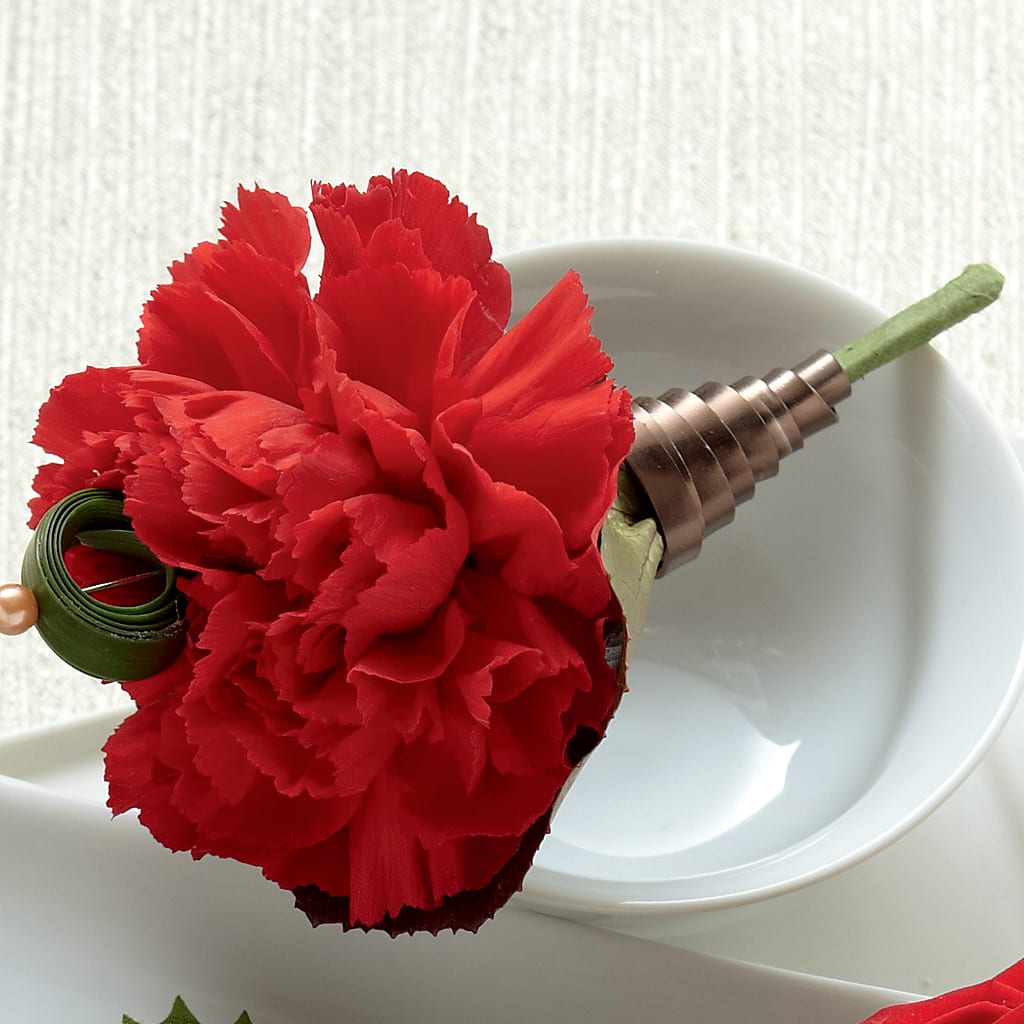 Red Carnation Boutonniere – Flowers Of Naples, Naples FL