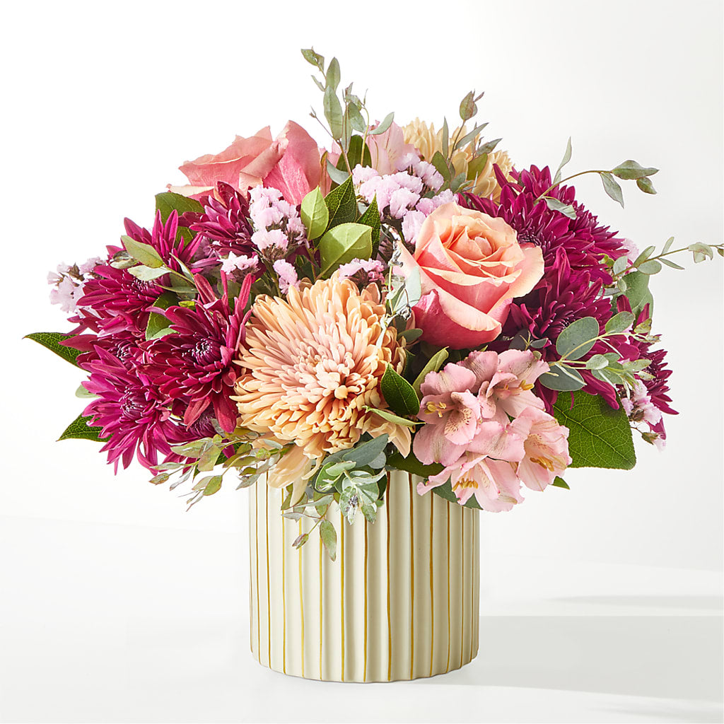 Berry Cobbler Bouquet with Ivory Vase –  Flowers Of Naples, Naples FL