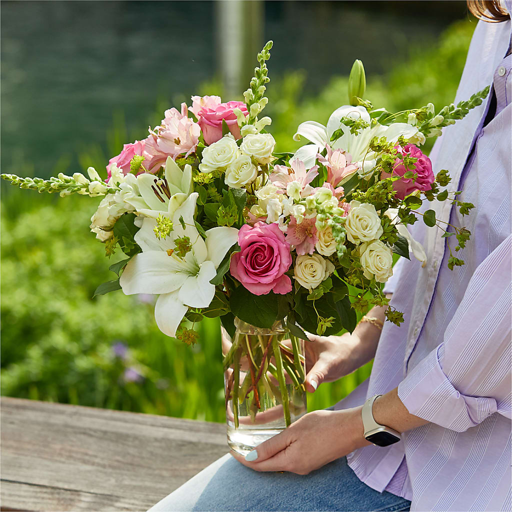 Fondly Bouquet –  Flowers Of Naples, Naples FL